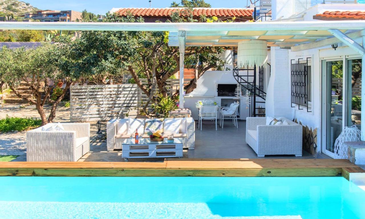 Vilă Cretan Heated Pool *