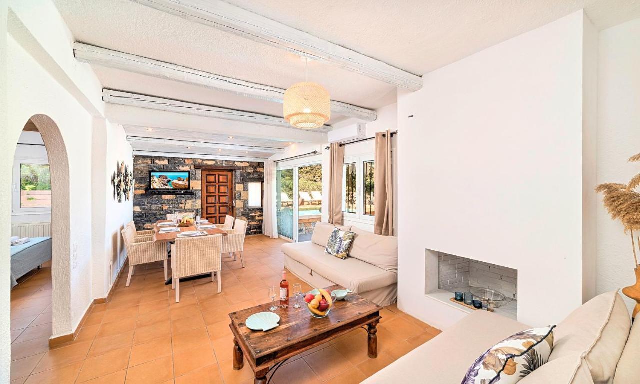 Cretan Heated Pool Villa