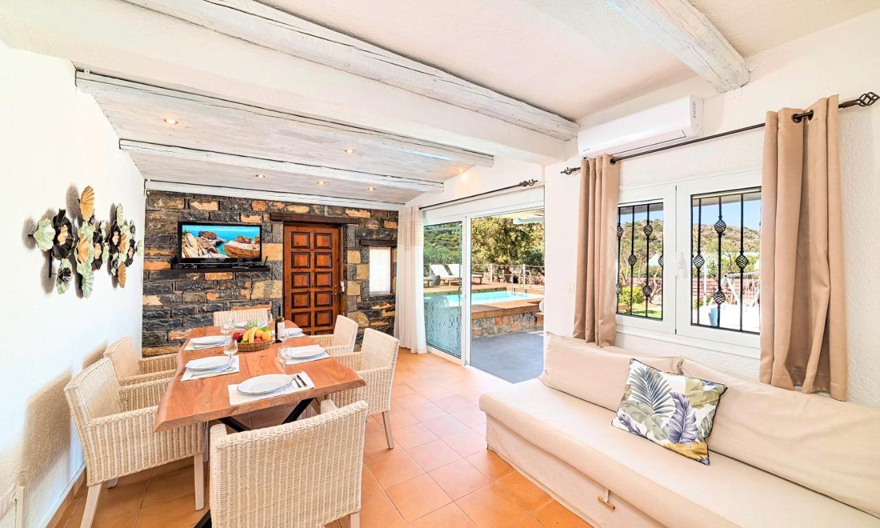 Villa Cretan Heated Pool